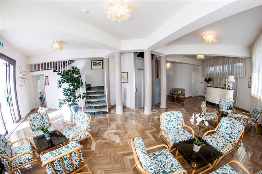 Hotel Beatrice Sirolo Εξωτερικό φωτογραφία