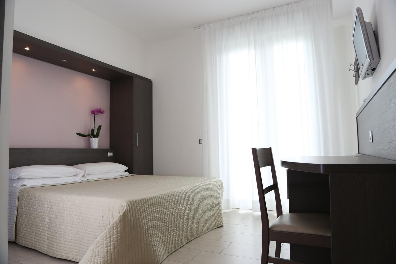 Hotel Beatrice Sirolo Εξωτερικό φωτογραφία